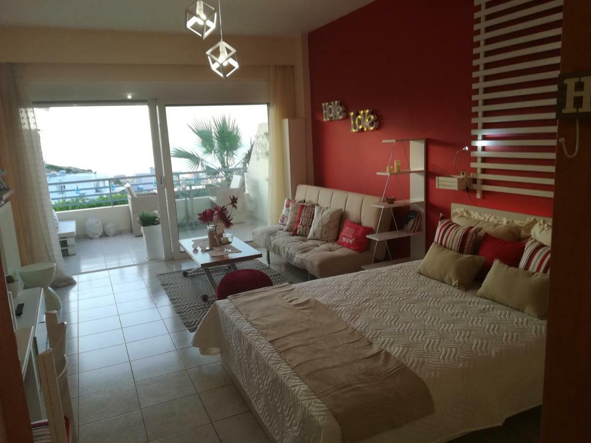 Apartment Sea View Cozy Near Center Of Town *